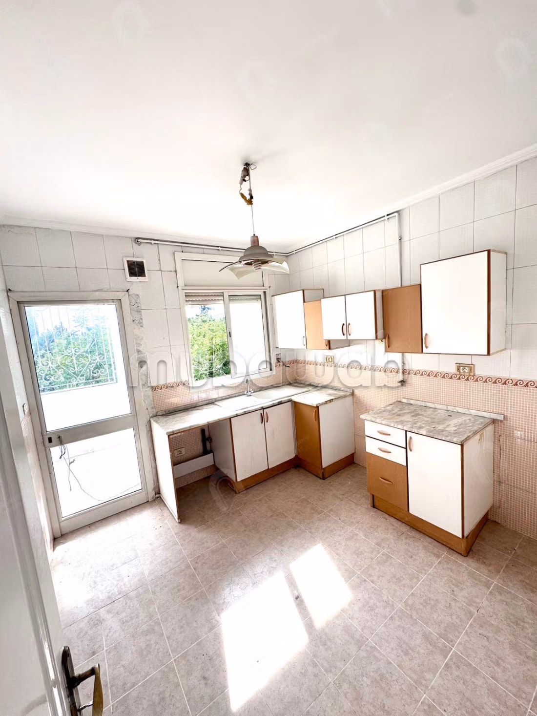 A vendre appartement S3 hst au bardo