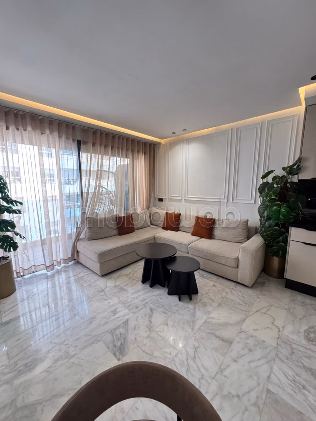 Bel appartamento in affitto a Ain Diab Extension. Superficie di 60 m². Ben arredato
