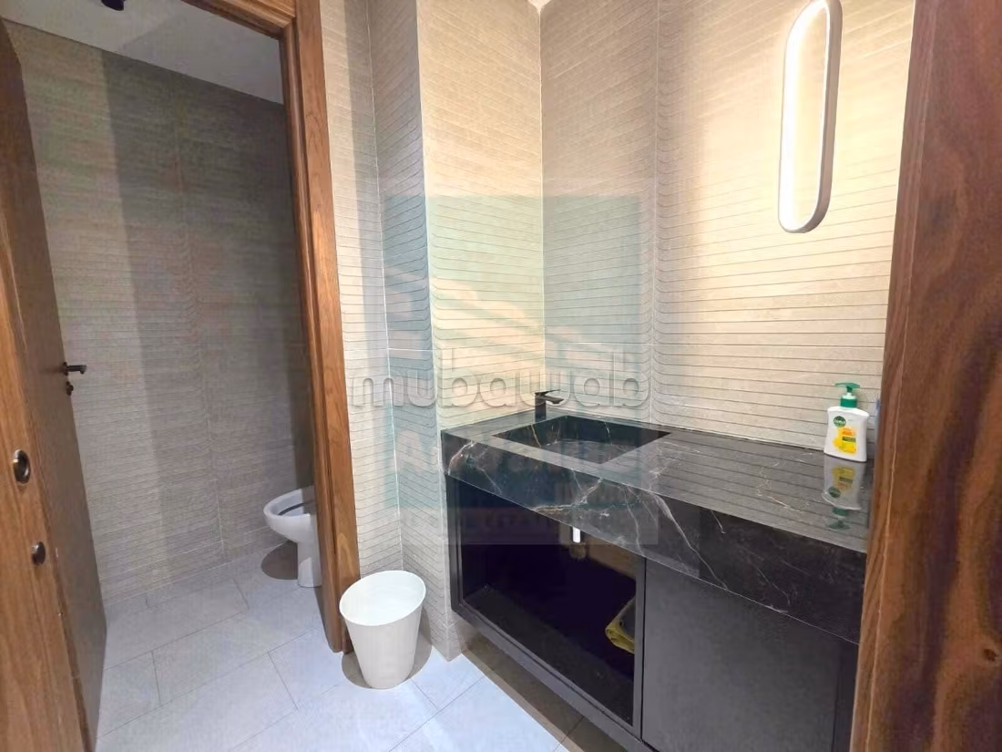 DL. 880: Equipped office in Yacoub El Mansour