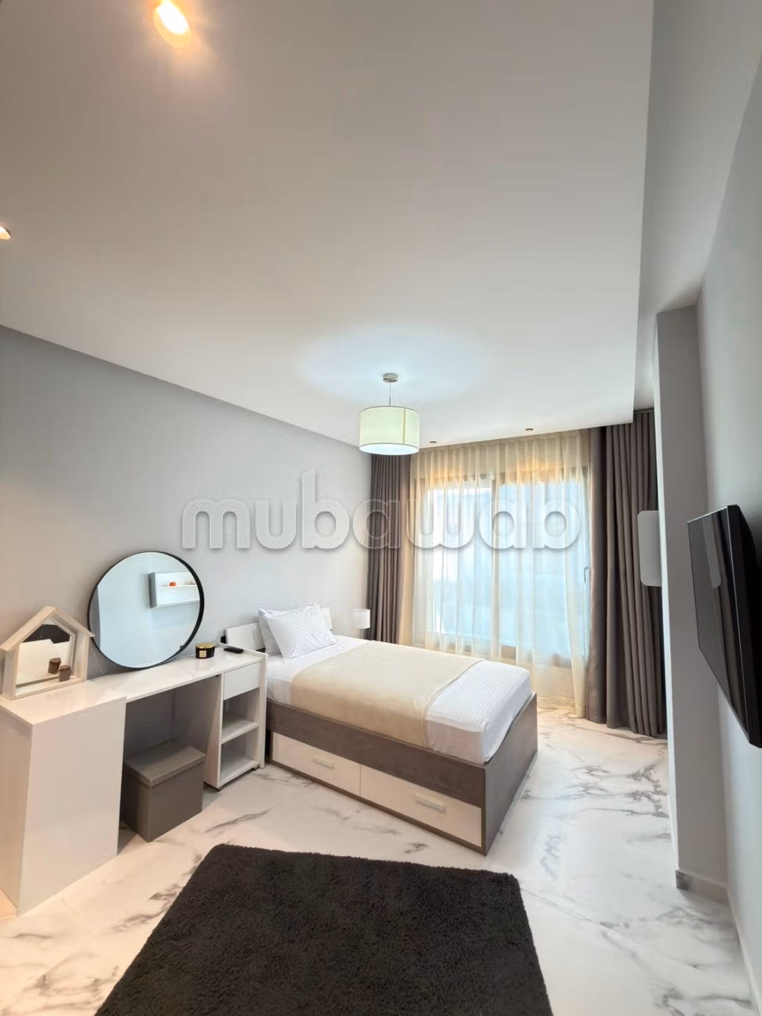 A LOUER: Appartement d’exception face aux montagnes