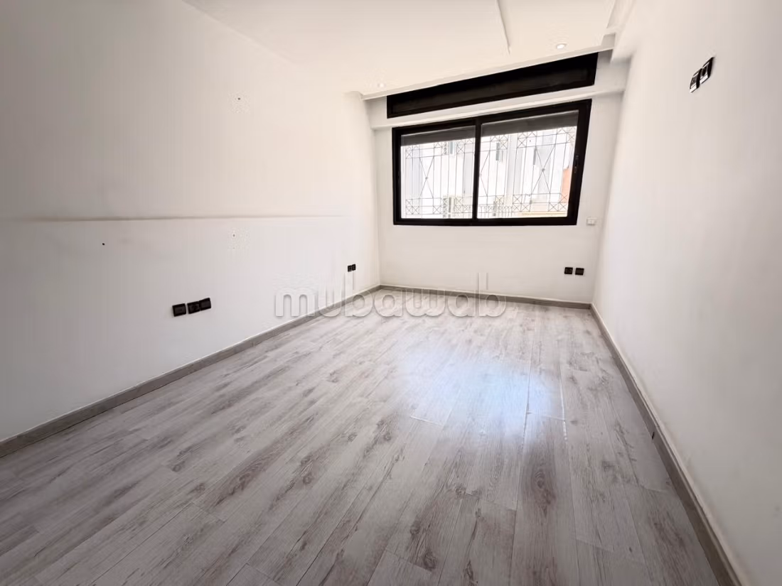 À louer – Appartement 114 m² avec terrasse à Hassan, Rabat — 3