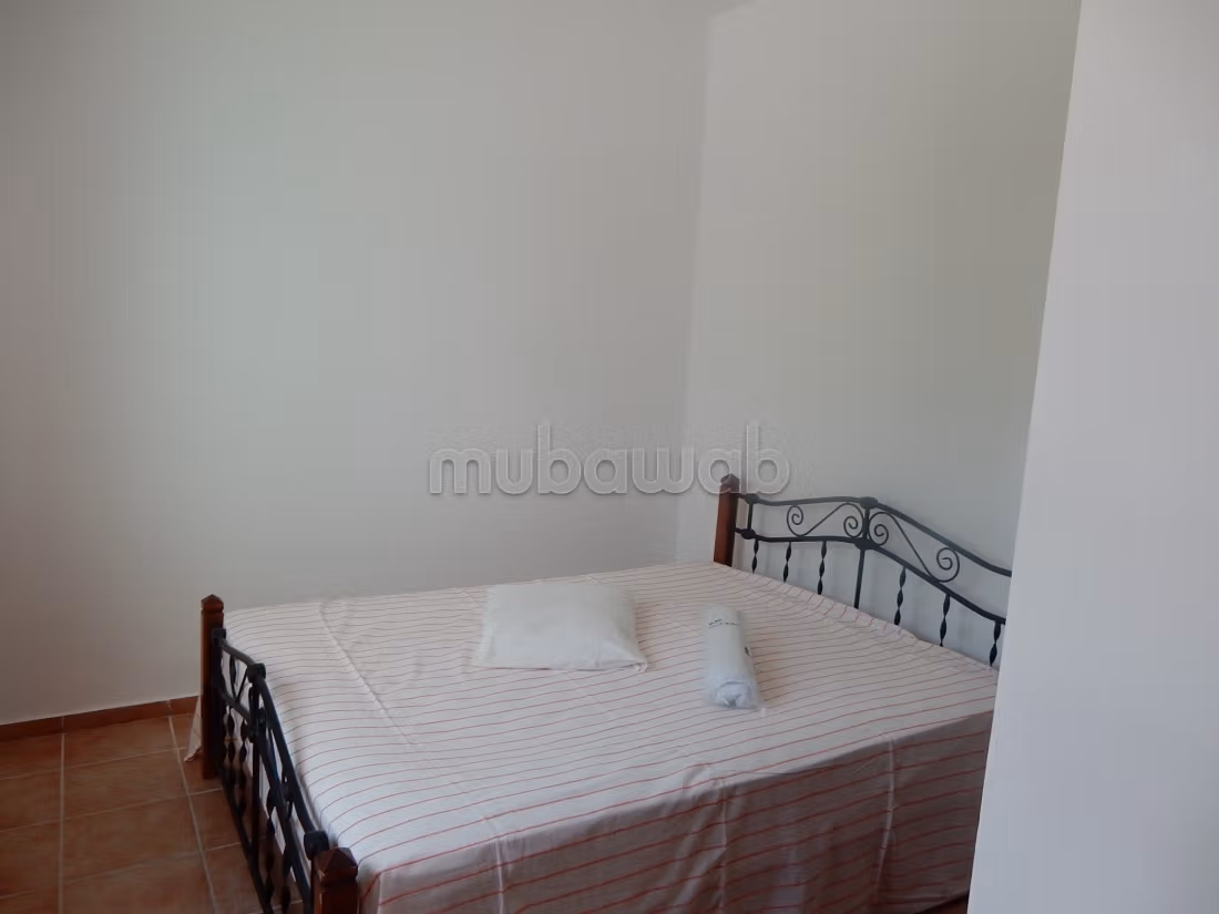 Villa cerca del mar en residencia con piscina