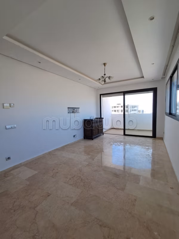 Location d'un appartement à Riyad. 
2 chambres agréables. 
Ascenseur