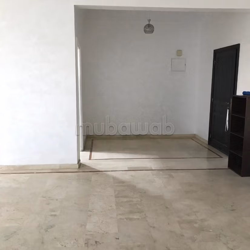 Appartement a loué RDC très bon état très bon empl