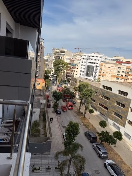 Aparentemente en el centro de Tánger - 107 m² netos - 5 minutos a pie de la Marina, Playa y Estación de TGV