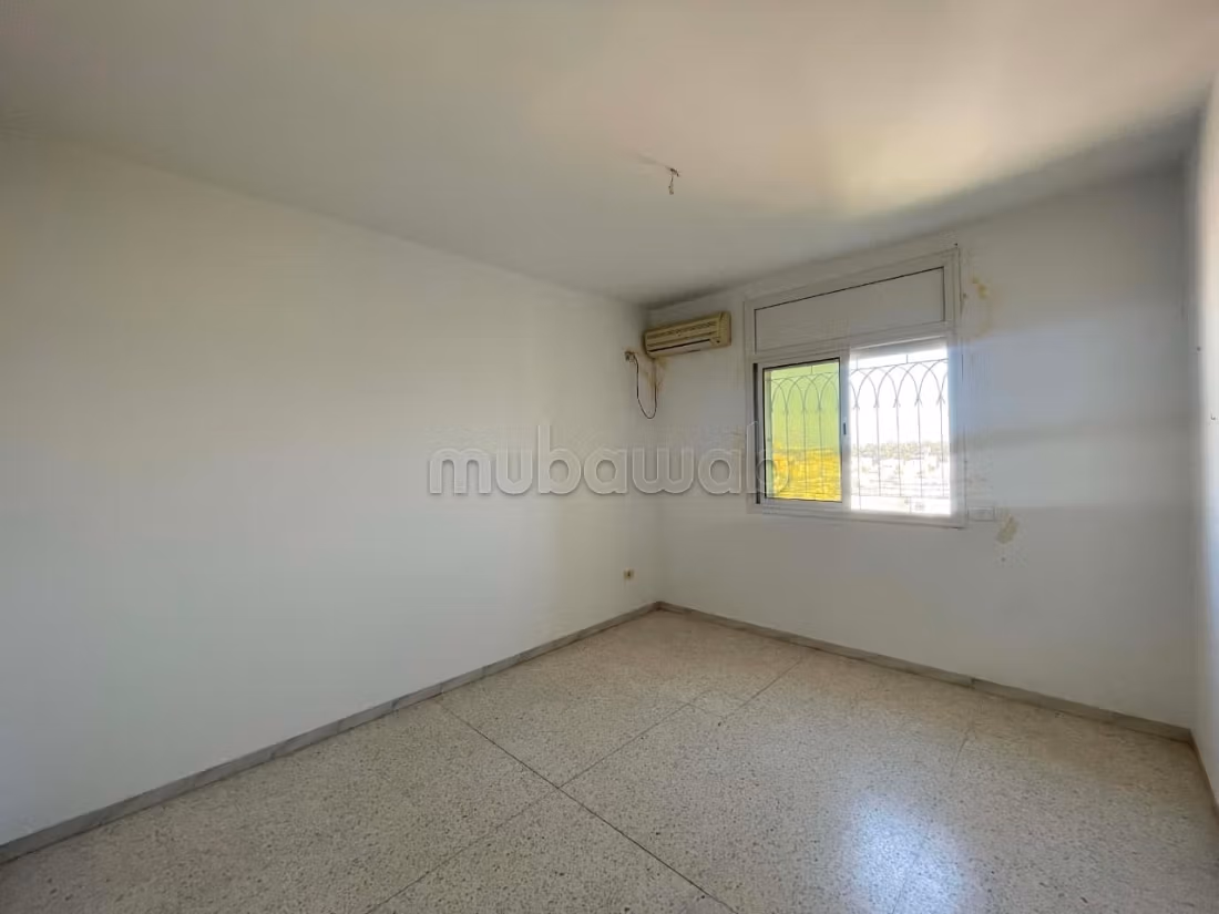 A vendre un Appartement en S2 à ain Zaghouan