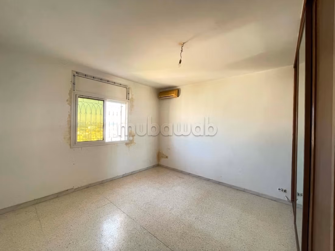 A vendre un Appartement en S2 à ain Zaghouan