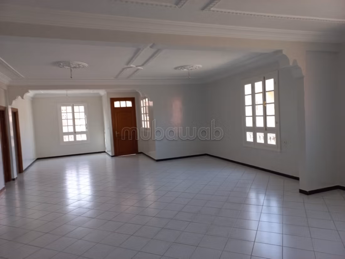 Casa R2 con garaje en venta