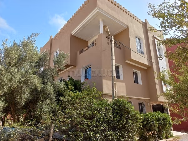 Maison R2 avec garage à vendre
