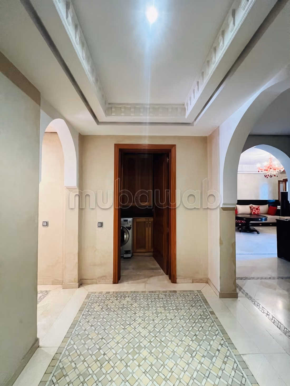 Superbe appartement à vendre à Guéliz. Superficie 131 m². Porte blindée, salon marocain — 5