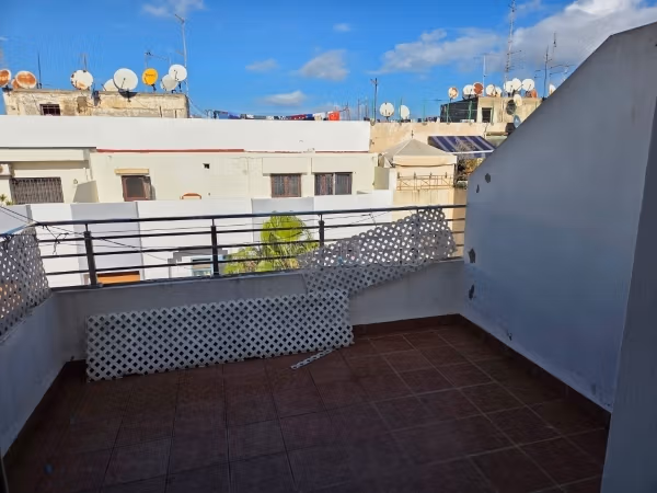 Molto bel appartamento ammobiliato di 2 stanze ad Agdal con terrazza