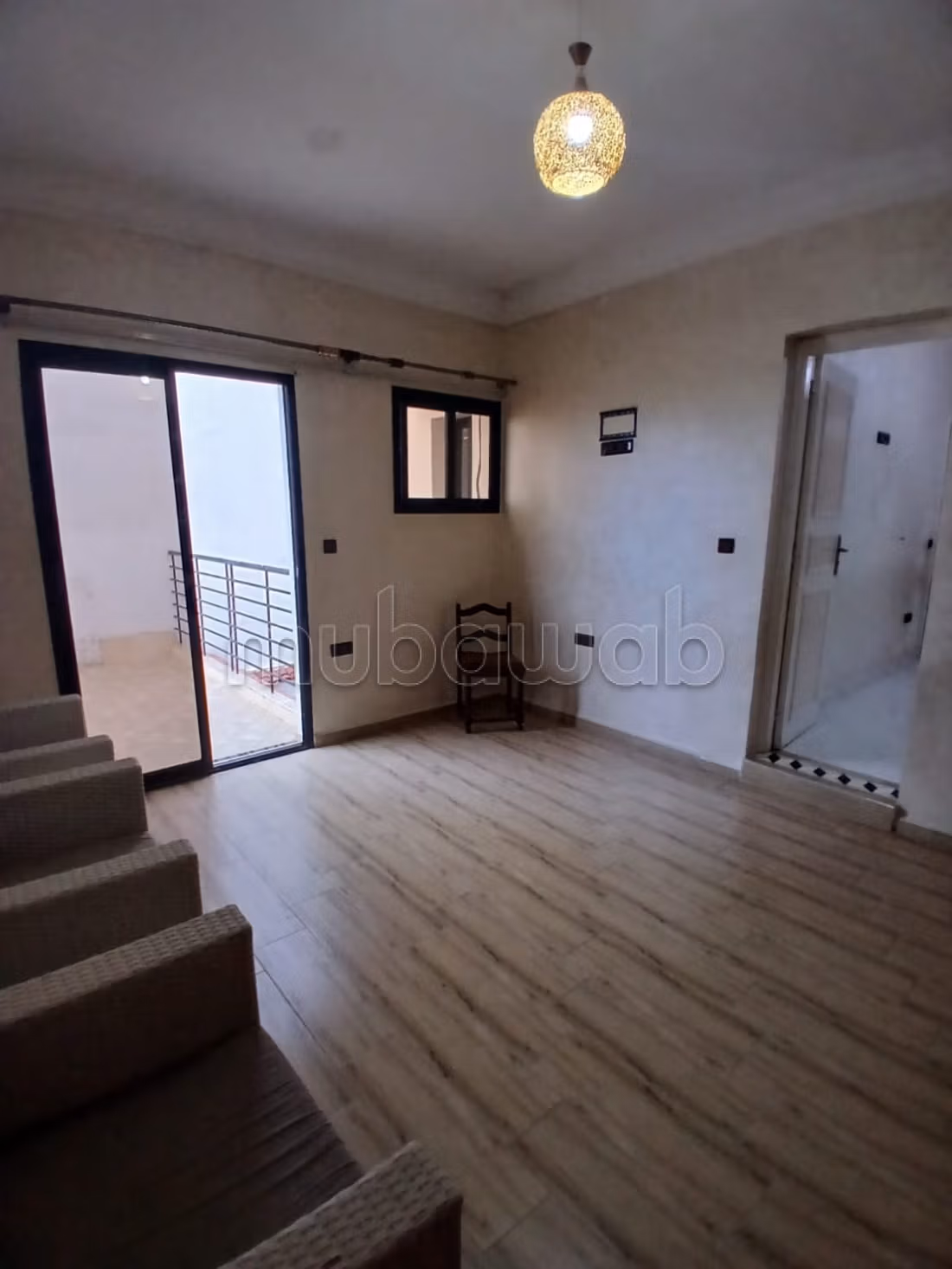 منزل R2 مع سرداب ومتجر للبيع Casa