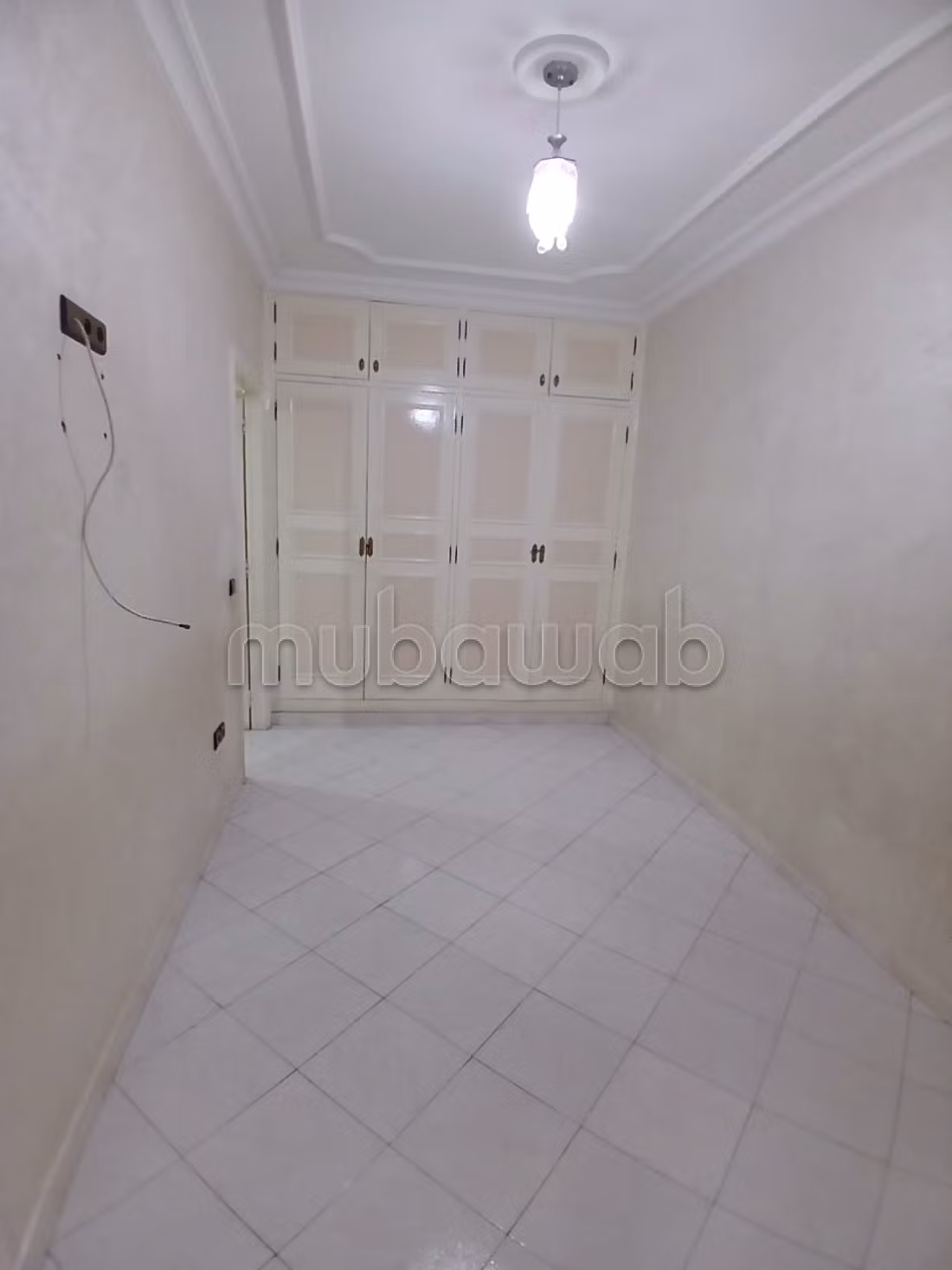 منزل R2 مع سرداب ومتجر للبيع Casa