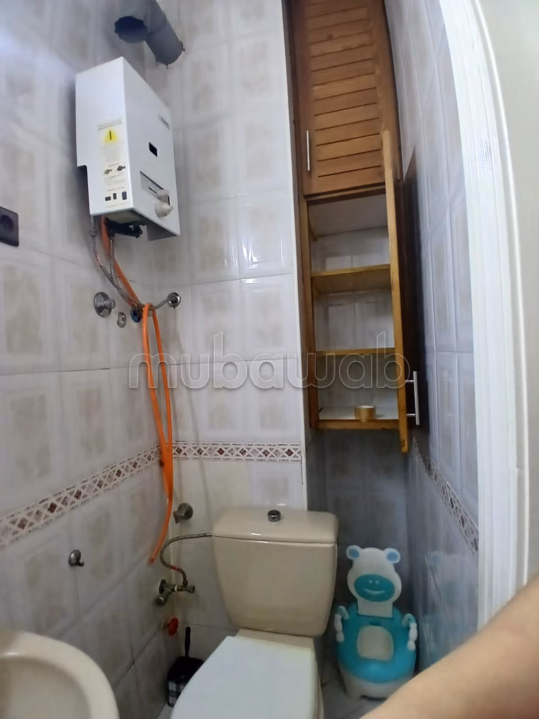 منزل R2 مع سرداب ومتجر للبيع Casa
