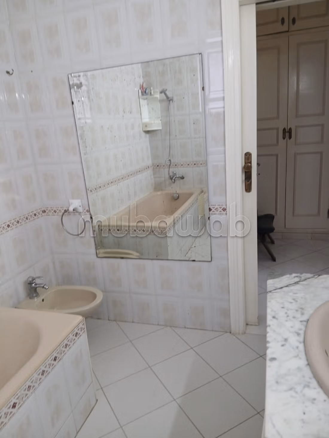 منزل R2 مع سرداب ومتجر للبيع Casa