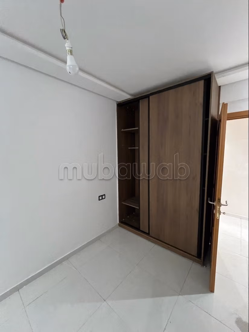 Aparentemente S2 en venta con terraza en buen estado