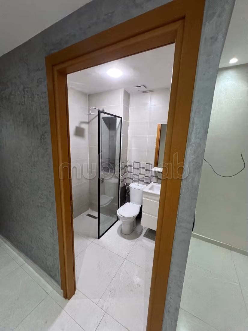 Aparentemente S2 en venta con terraza en buen estado