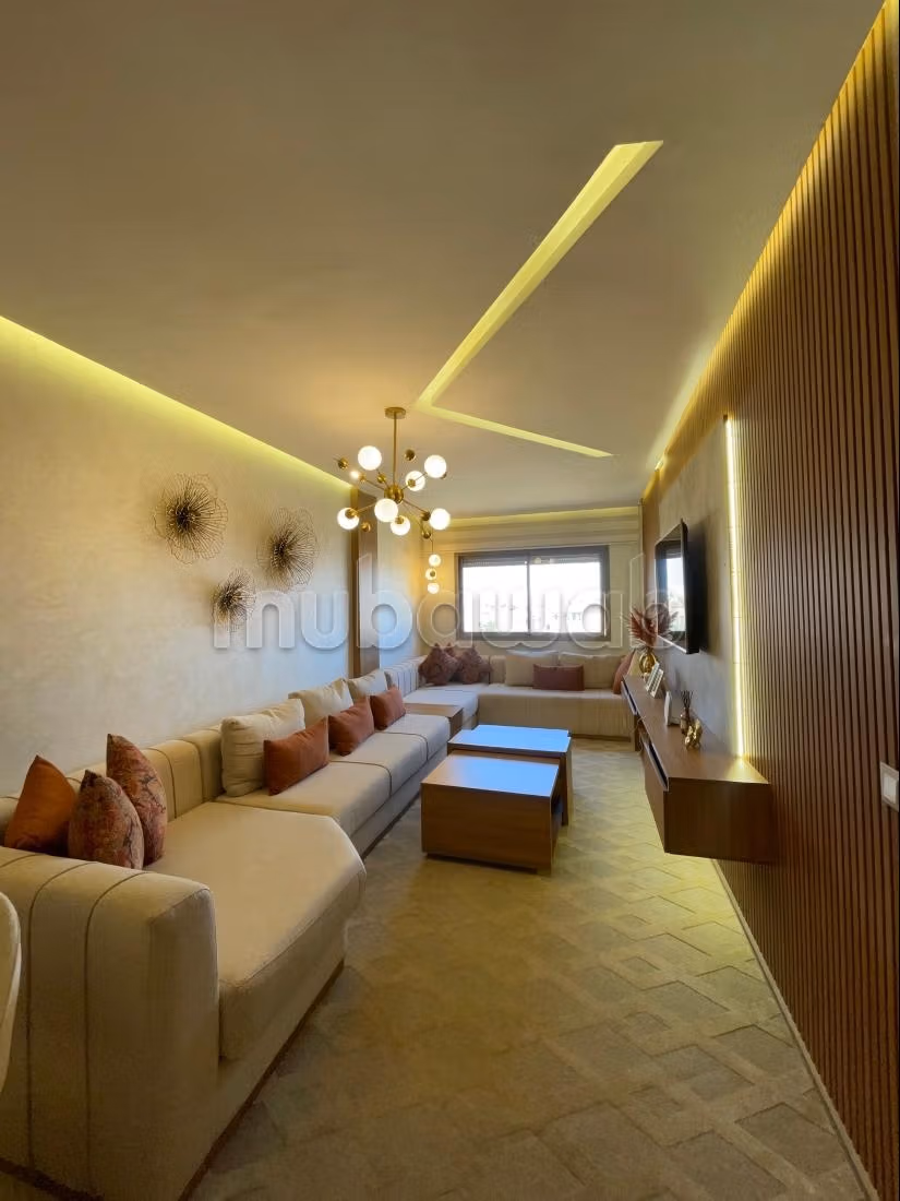 Très bel appartement meublé avec terrasse & piscine — 3