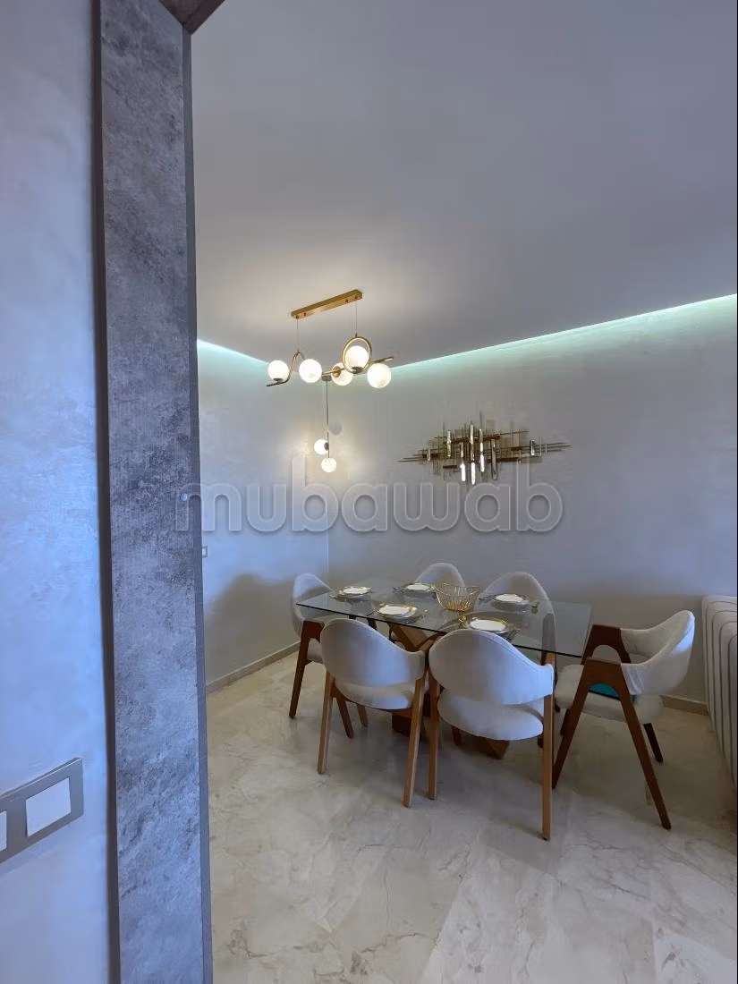 Très bel appartement meublé avec terrasse & piscine — 5