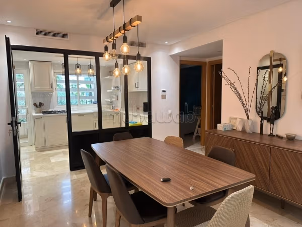 Verhuur van een appartement in El Menzeh Goed gemeubeld