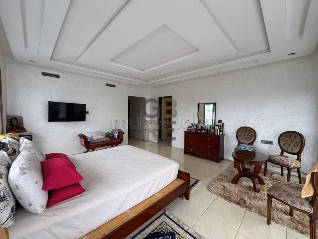 Magnifica villa con piscina vicino al mare a Harhoura