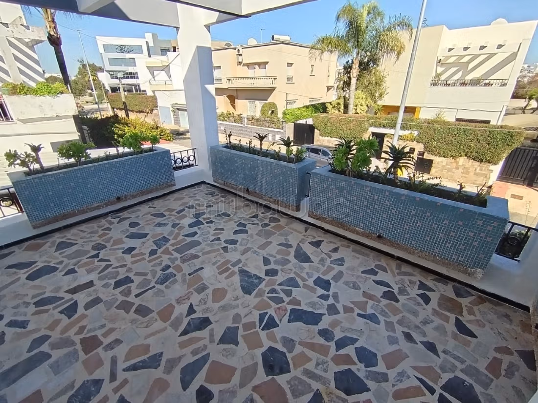 Te huur - Luxe villa van 400 m² · Frankrijk Stad