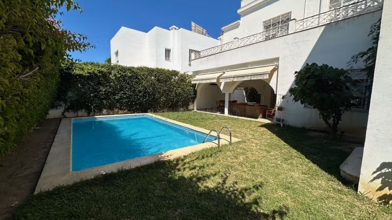 Villa à Gammarth 3min de la Plage