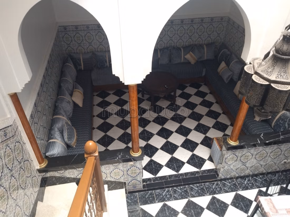 Riad à la vente au village touristique bab lakhmis 4 grandes...