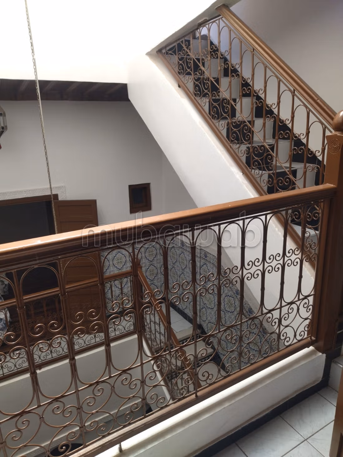 Riad te koop in het toeristische dorp Bab Lakhmis 4 grote kamers. Gemeubileerd