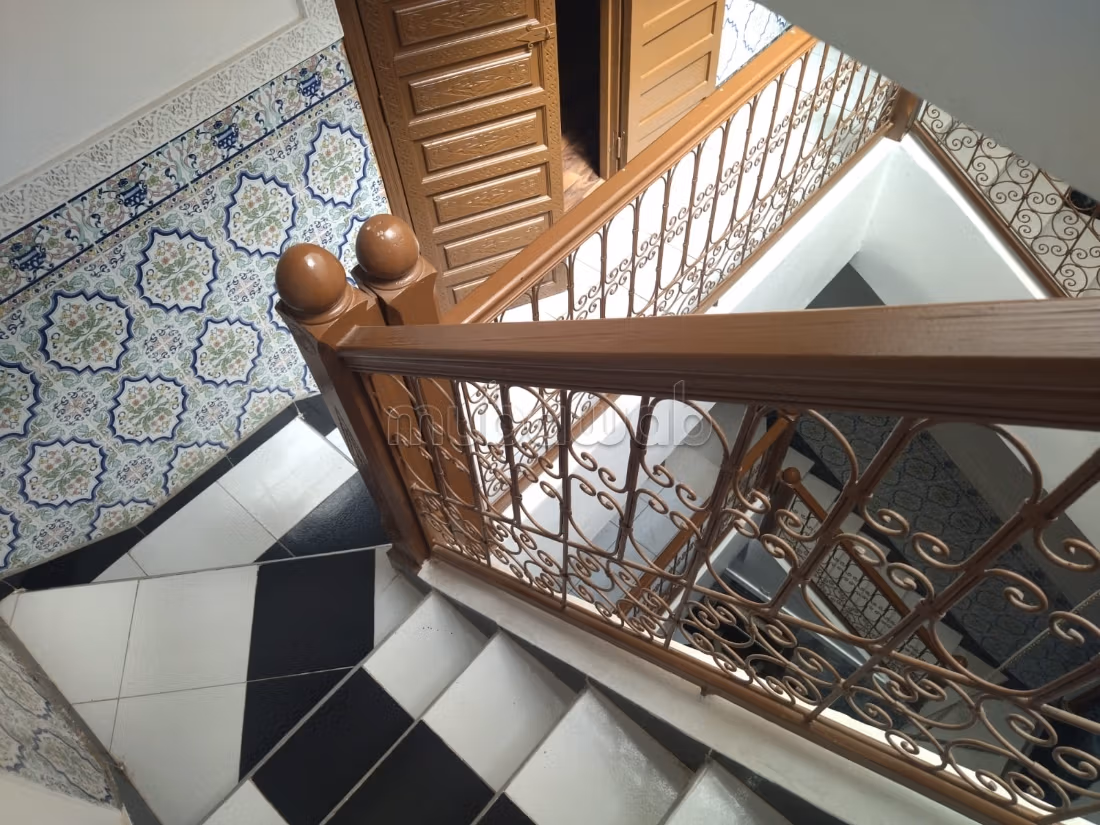 Riad te koop in het toeristische dorp Bab Lakhmis 4 grote kamers. Gemeubileerd