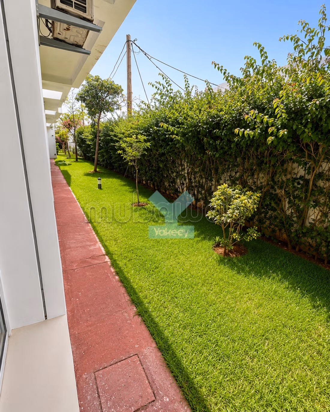 Rare rez de jardin à ain diab
3 chambres — 2