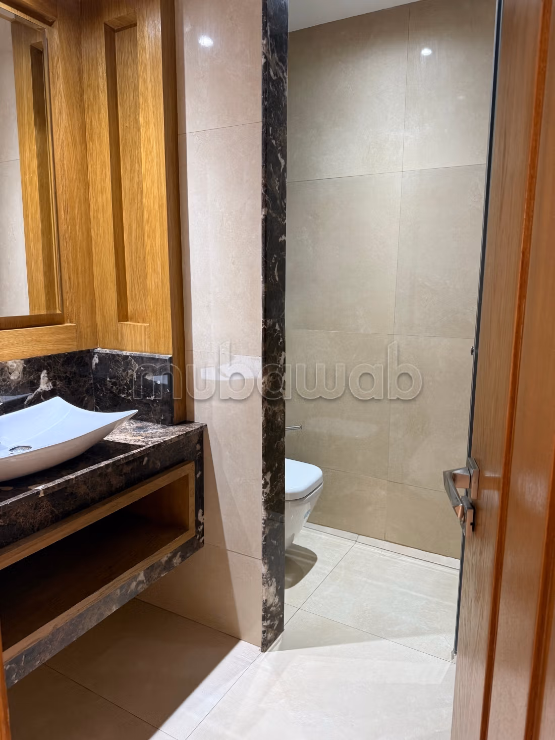 For rent - Stunning empty apartment with 3 bedrooms