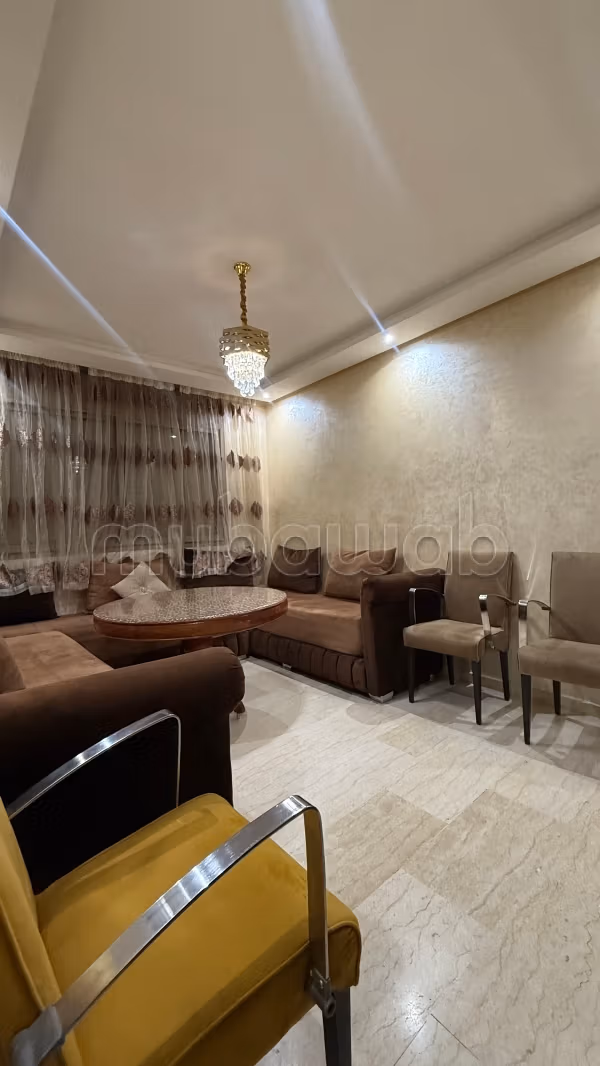Très bel appartement en location à Sala el Jadida.
Superficie 112 m².
Bien meublé