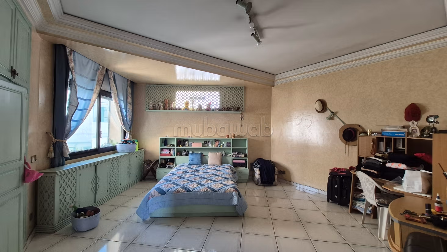 A vendre duplex 538m2 Racine