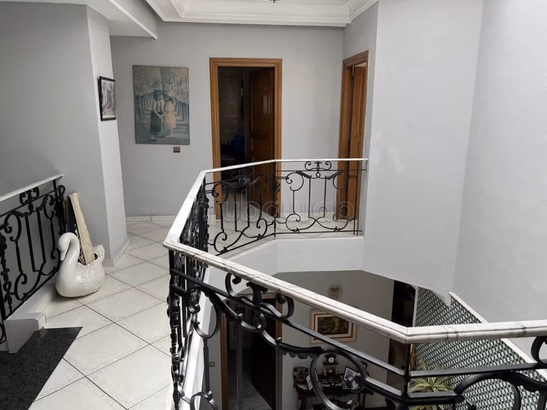 A vendre duplex 538m2 Racine