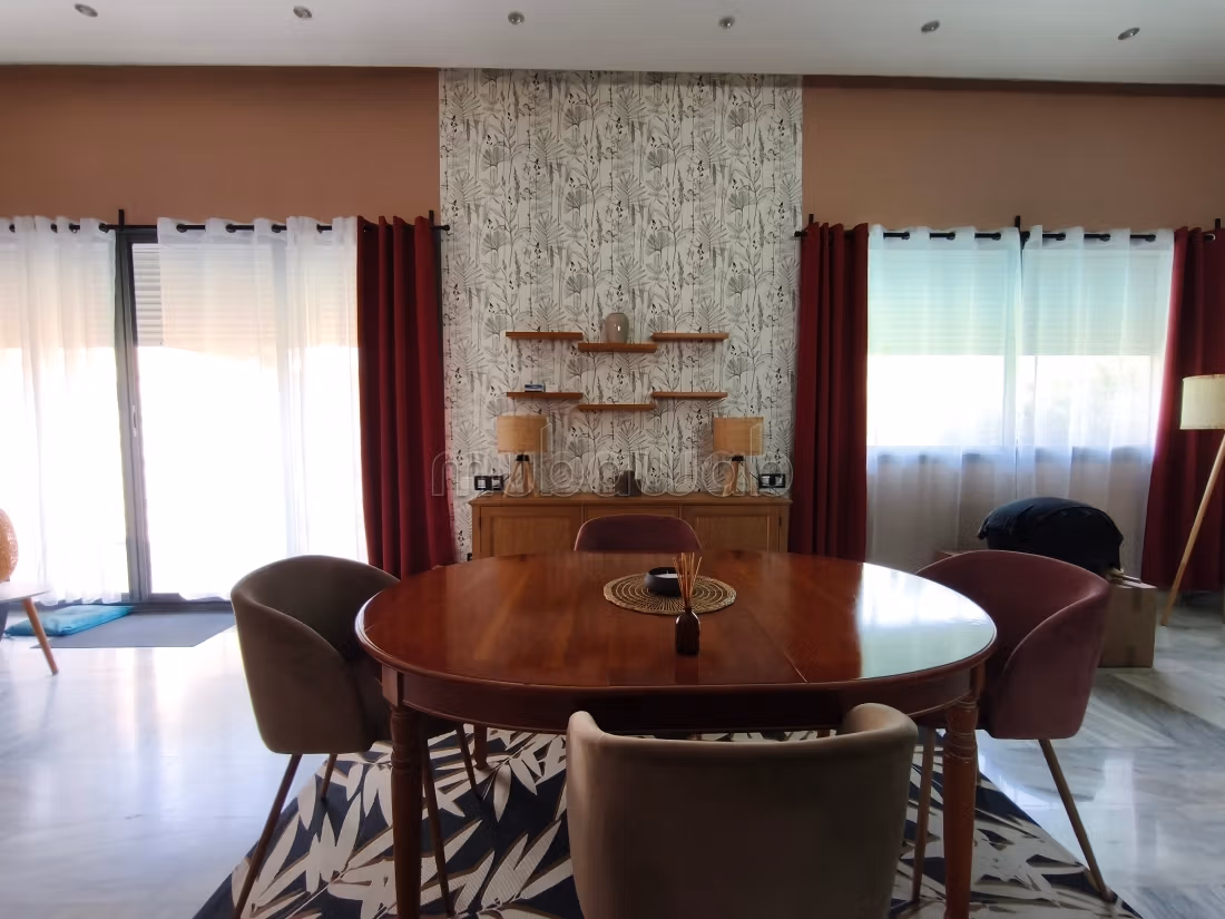 Magnifique villa 3 niveaux en vente