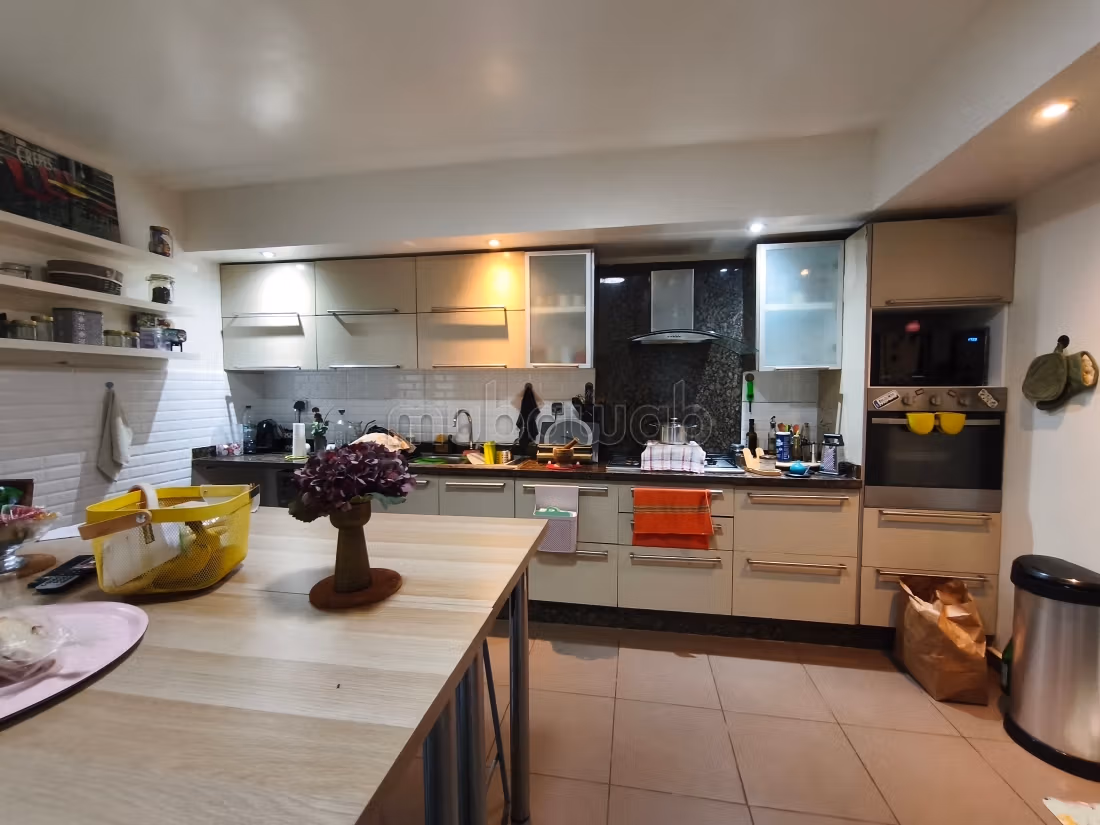 Magnifique villa 3 niveaux en vente