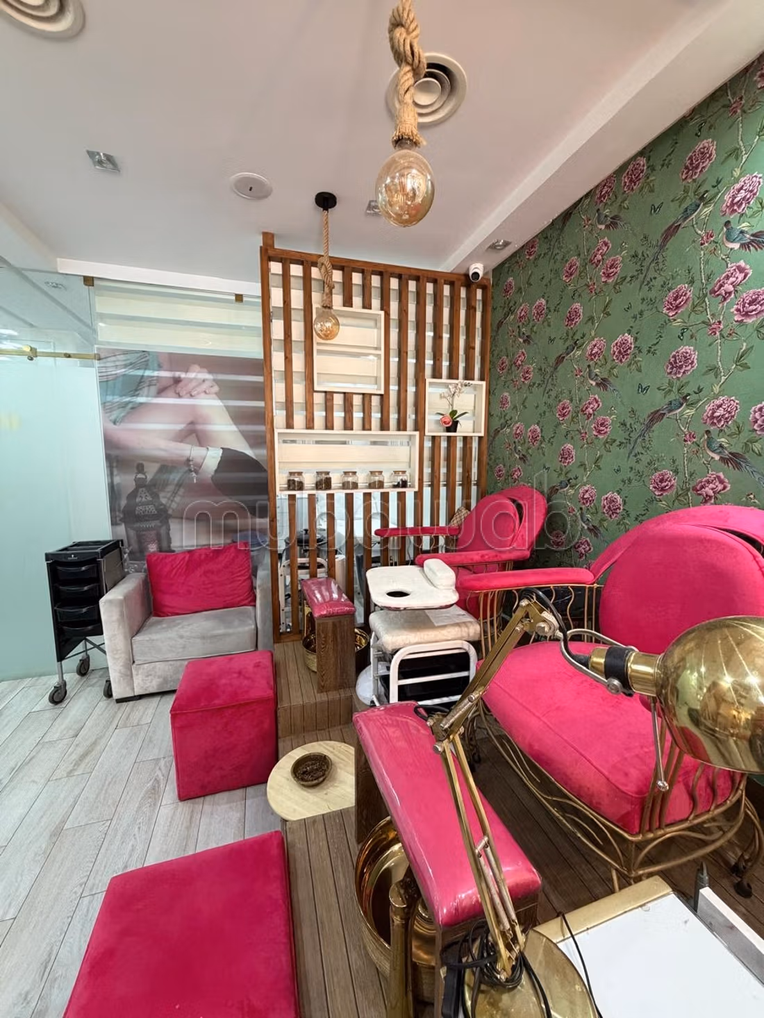 High-End Schoonheidscentrum Te Koop