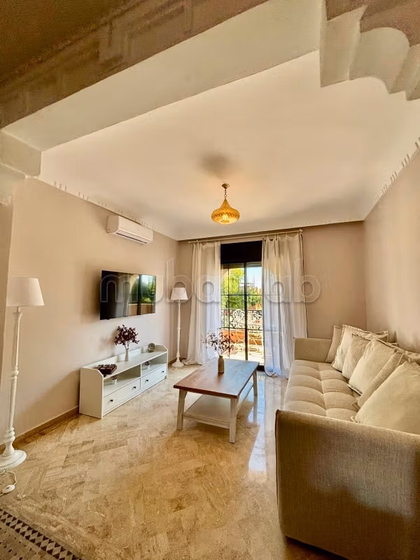 Appartamento arredato in affitto a lungo termine in una residenza con 2 piscine, campo da calcio e da basket – Comfort & Posizione ideale. Marrakech Atlas Golf Resort️, strada di Fès km5, 20 min dal centro ️ 2 camere da letto, 2 bagni, terrazza panoramica