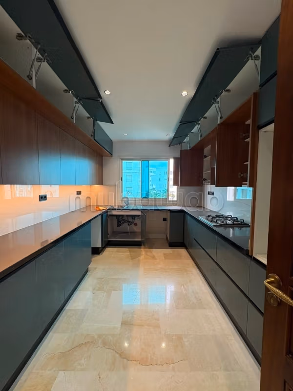 Nieuw gerenoveerd F3-appartement te huur - Hay Riad,