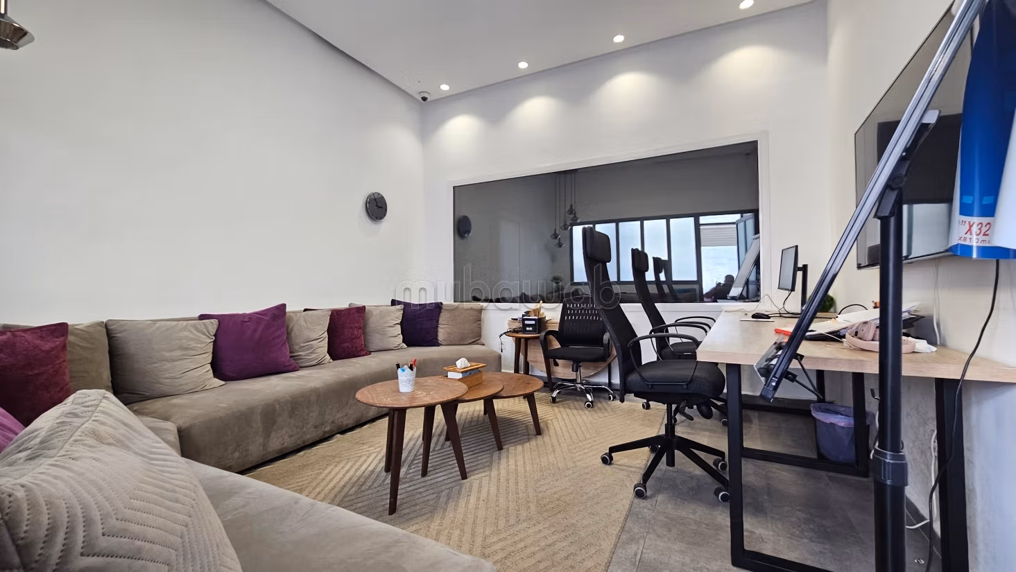 Oficina premium de 190 m2 amueblada en granja bretona