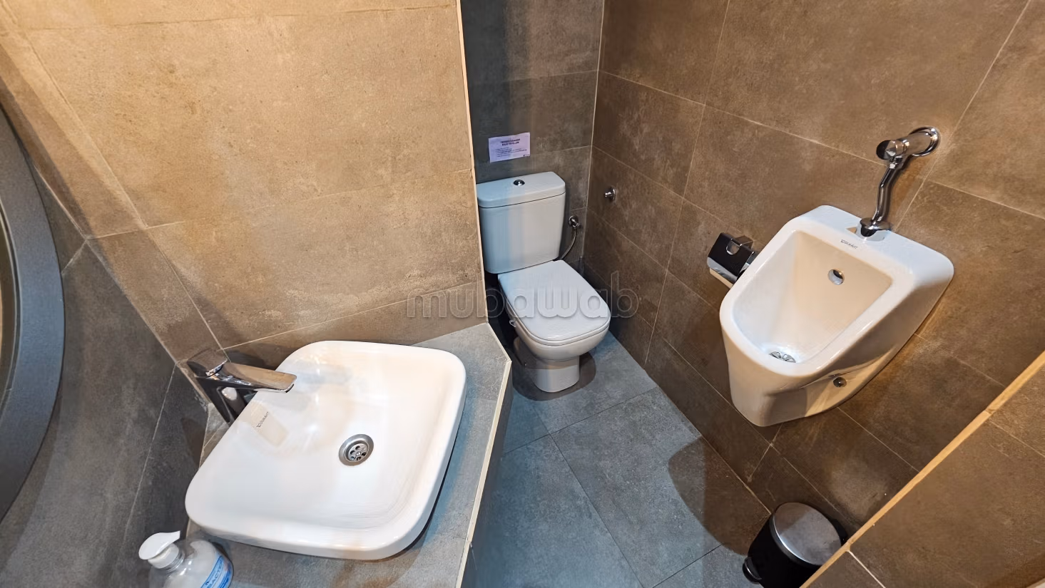 Oficina premium de 190 m2 amueblada en granja bretona