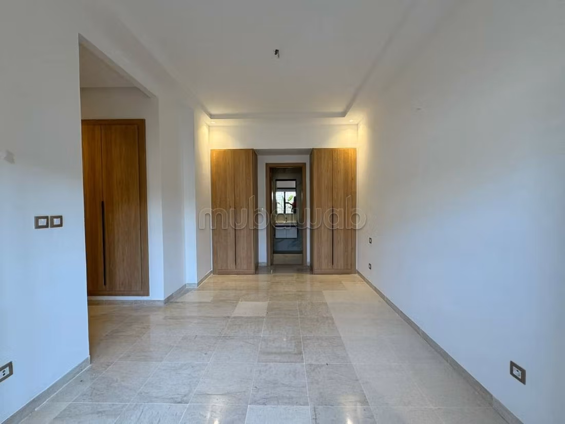 Beautiful high-end apartment for rent