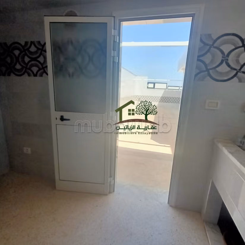 Villa RDC con 2 Piani a Hammam Sousse