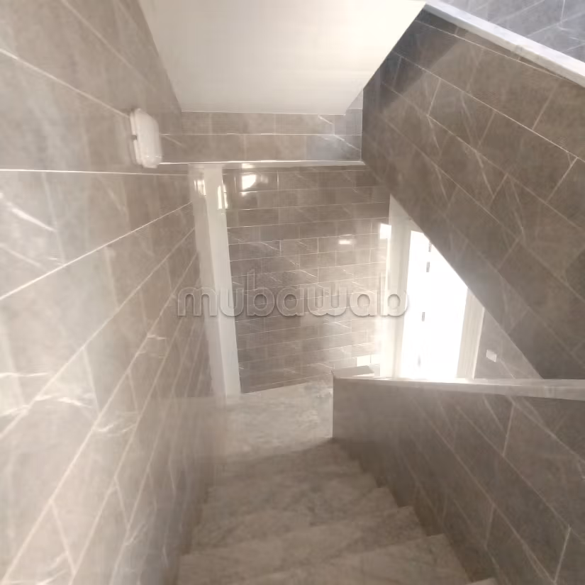 Villa RDC con 2 Piani a Hammam Sousse