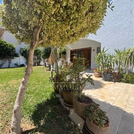 A louer une villa S4 à la Marsa Cité Erriadh