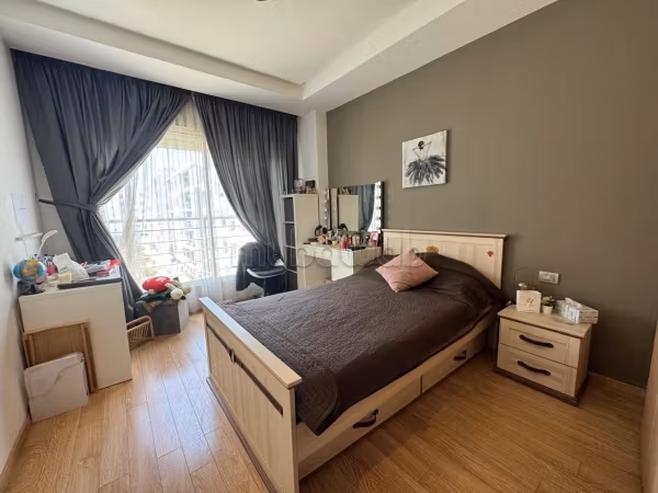 Vendita di un bel appartamento a M'Diq. 3 camere da letto. Piscina e servizio di portineria