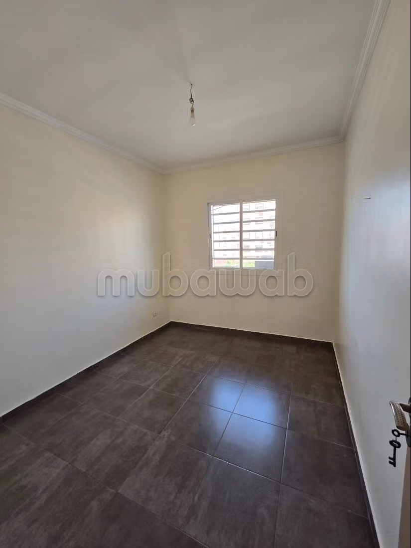 Empty Apartment 1st Floor Elevator Charaf Izdihar
