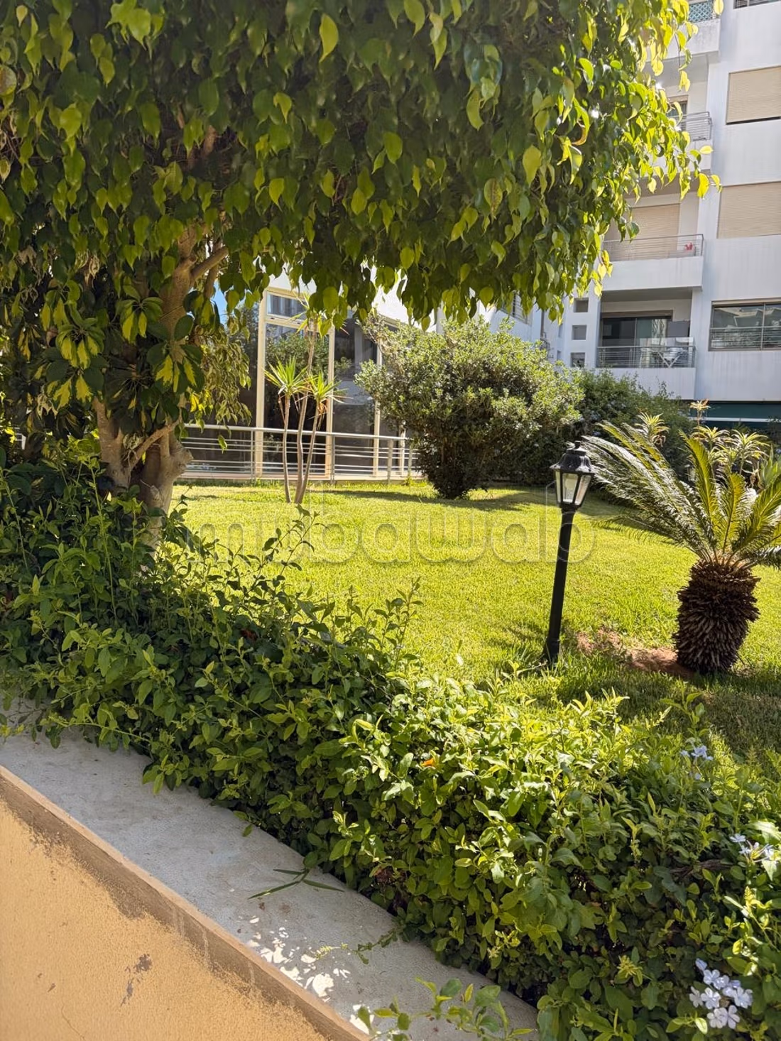 Hay riad près marjane appât entièrement meublé — 2