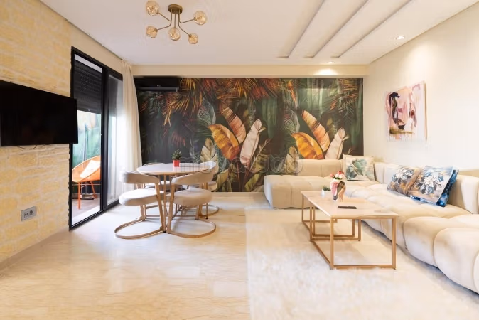 Furnished studio